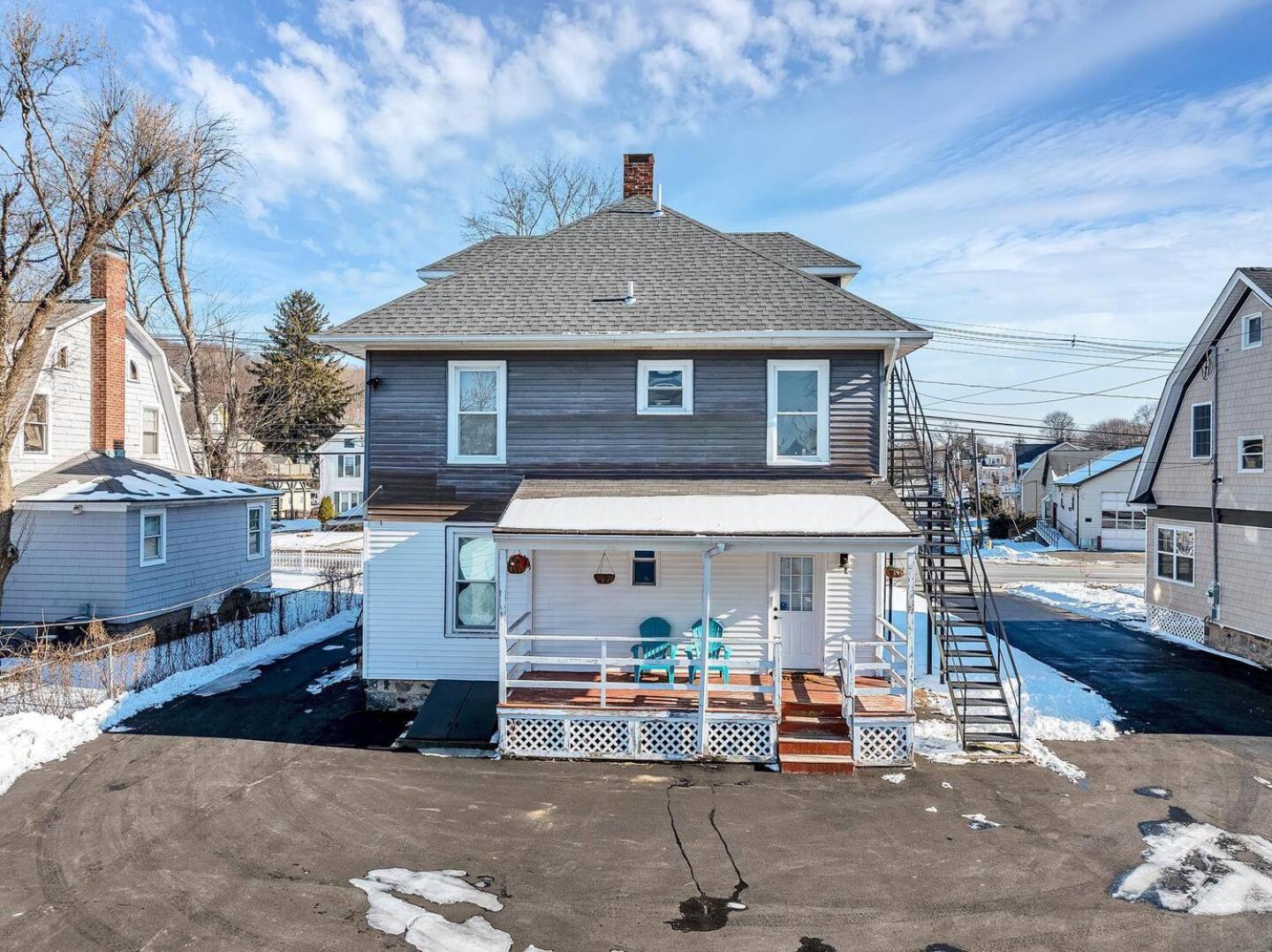 Welcome To Hat City Danbury, A Suburban Retreat Eksteriør billede